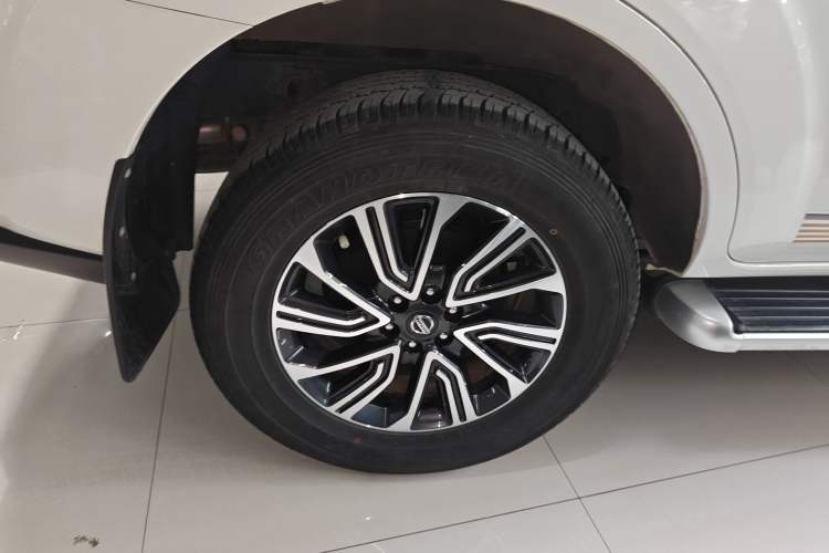Used Nissan Terra 2020 2.5L XL Upper 4WD Automatic Four-Wheel Drive Luxury Edition Right Rear Wheel Hub