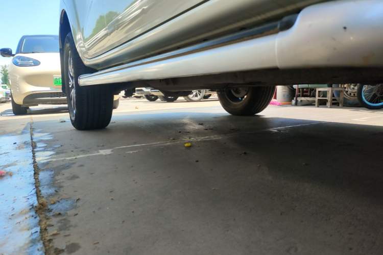 Used Nissan Terra 2020 2.5L XV 4WD Automatic Four-Wheel Drive Flagship Edition Right Side Sill