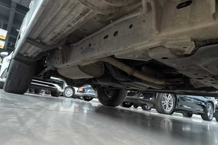 Used Nissan Terra 2020 2.5L XL Upper Automatic Two-Wheel Drive Luxury Edition Right Side Sill