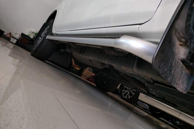 Used Nissan Terra 2020 2.5L XL Upper 4WD Automatic Four-Wheel Drive Luxury Edition Right Side Sill