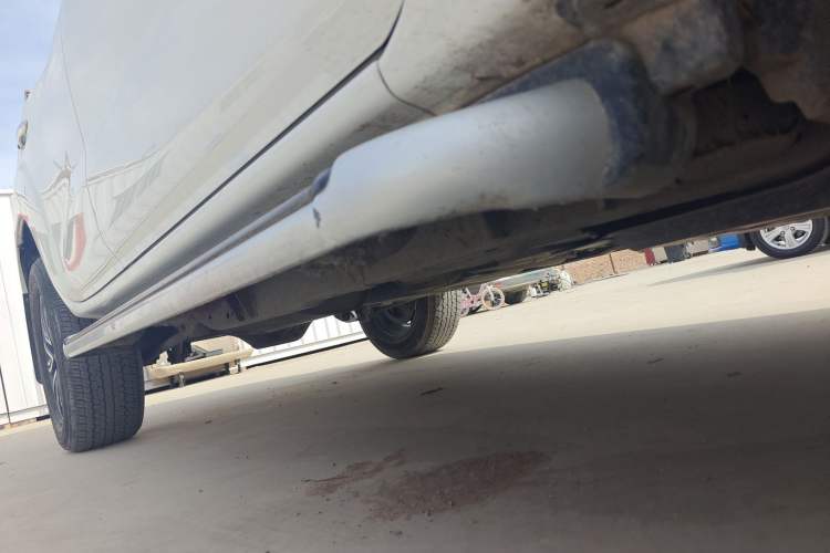 Used Nissan Terra 2020 2.5L XL Upper Automatic Two-Wheel Drive Luxury Edition Right Side Sill