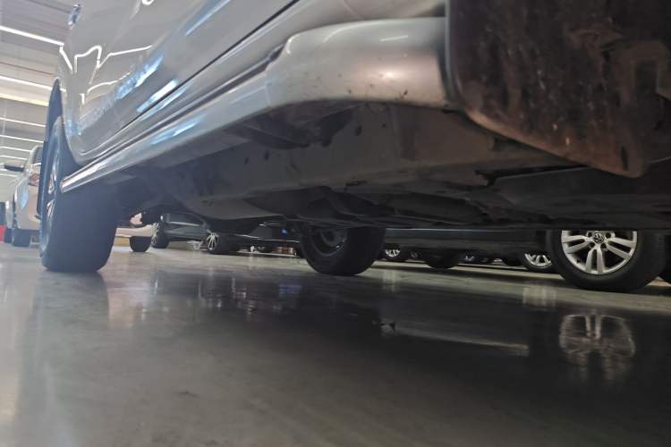 Used Nissan Terra 2020 2.5L XL Upper 4WD Automatic Four-Wheel Drive Luxury Edition Right Side Sill