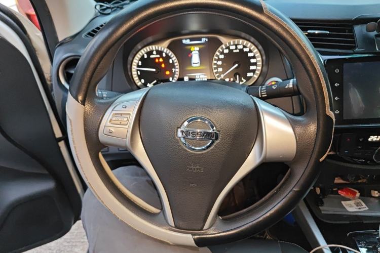 Used Nissan Terra 2020 2.5L XL Upper Automatic Two-Wheel Drive Luxury Edition Steering Wheel