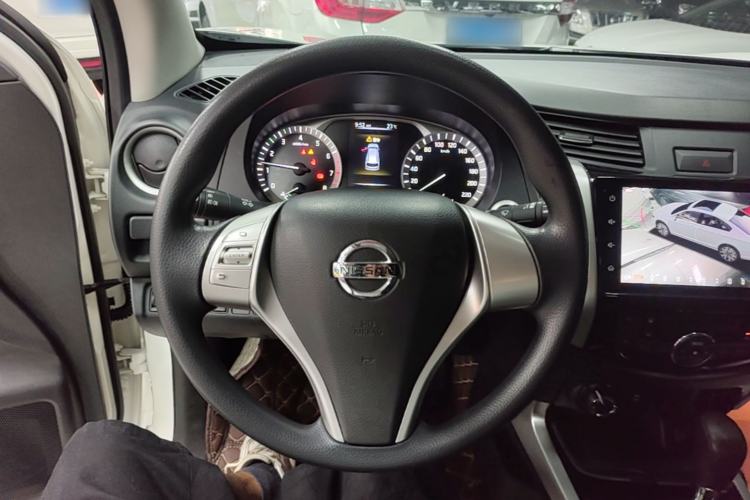 Used Nissan Terra 2020 2.5L XL Upper 4WD Automatic Four-Wheel Drive Luxury Edition Steering Wheel