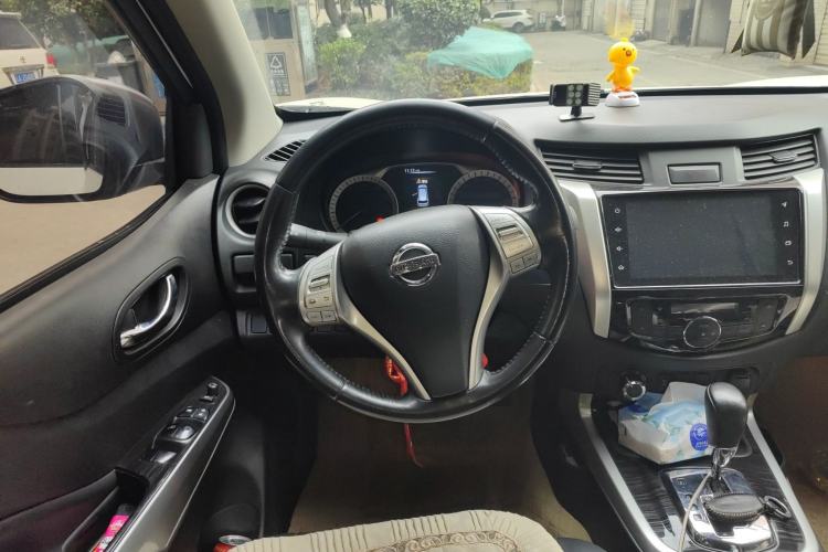 Used Nissan Terra 2020 2.5L XV 4WD Automatic Four-Wheel Drive Flagship Edition Steering Wheel