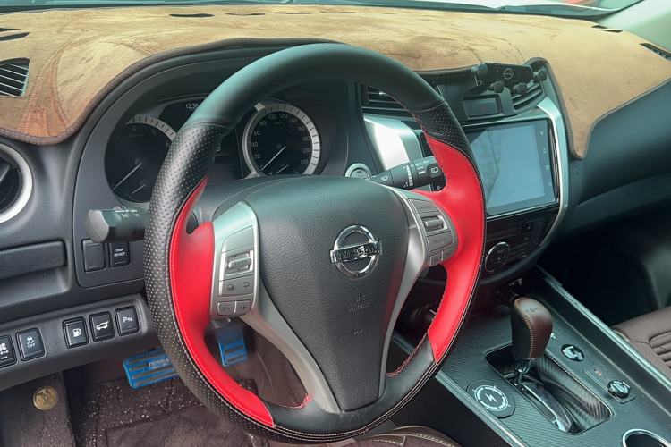 Used Nissan Terra 2020 2.5L XV 4WD Automatic Four-Wheel Drive Flagship Edition Steering Wheel