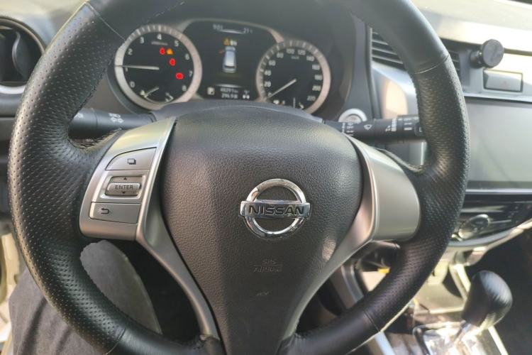 Used Nissan Terra 2020 2.5L XL Upper 4WD Automatic Four-Wheel Drive Luxury Edition Steering Wheel