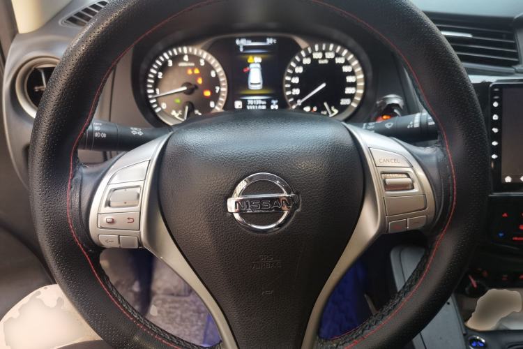 Used Nissan Terra 2020 2.5L XV 4WD Automatic Four-Wheel Drive Flagship Edition Steering Wheel