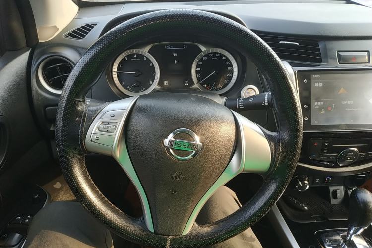 Used Nissan Terra 2020 2.5L XL Upper 4WD Automatic Four-Wheel Drive Luxury Edition Steering Wheel