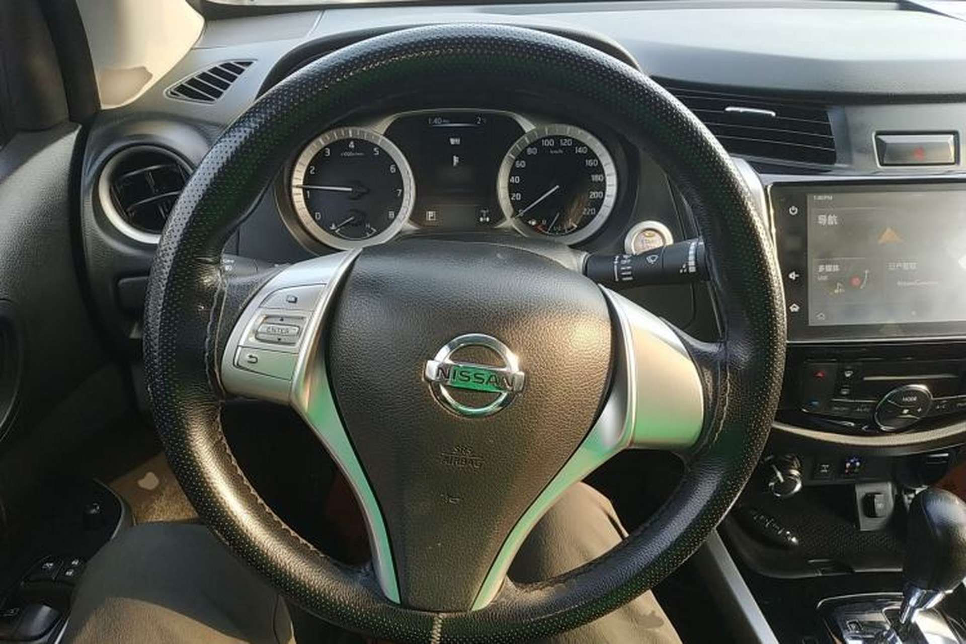 Used Nissan Terra 2020 2.5L XL Upper 4WD Automatic Four-Wheel Drive Luxury Edition Steering Wheel