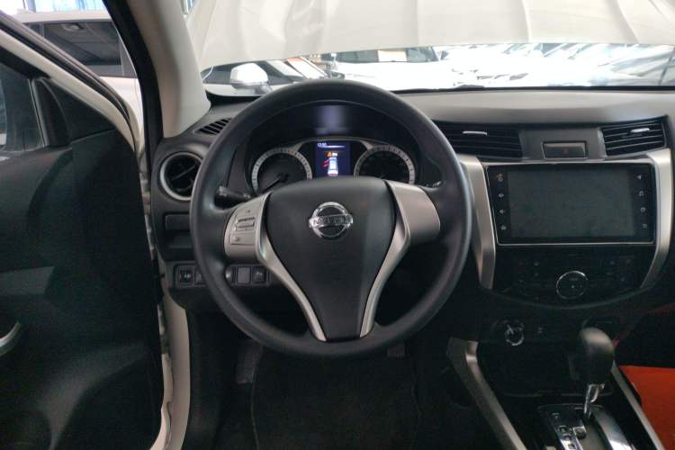 Used Nissan Terra 2020 2.5L XL Upper 4WD Automatic Four-Wheel Drive Luxury Edition Steering Wheel