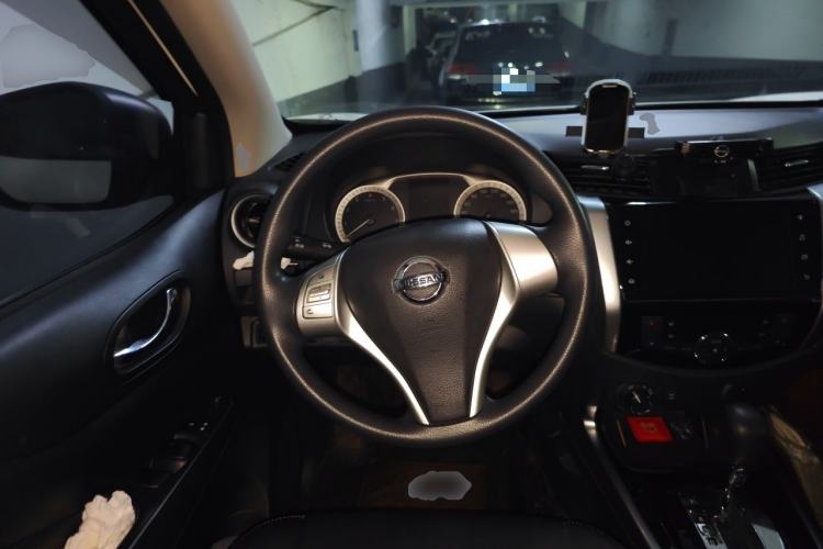 Used Nissan Terra 2020 2.5L XL Upper 4WD Automatic Four-Wheel Drive Luxury Edition Steering Wheel