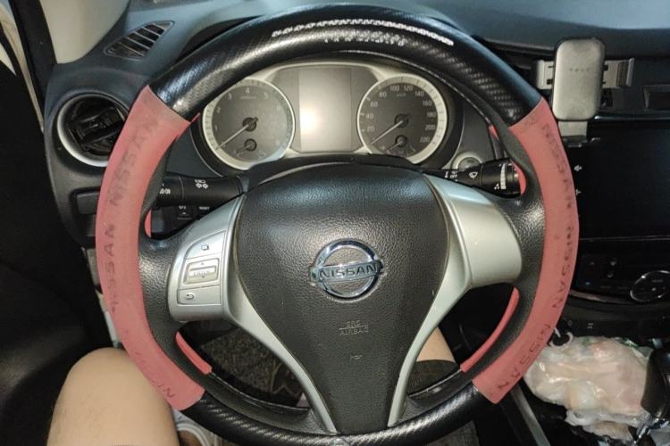 Used Nissan Terra 2020 2.5L XL Upper 4WD Automatic Four-Wheel Drive Luxury Edition Steering Wheel