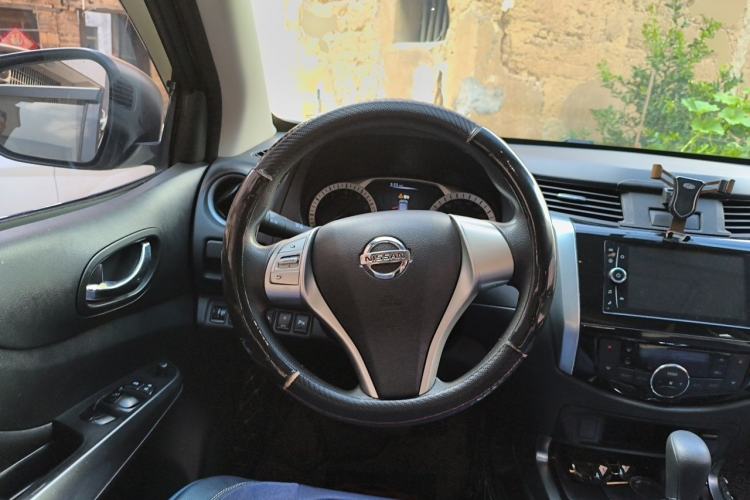 Used Nissan Terra 2020 2.5L XL Upper Automatic Two-Wheel Drive Luxury Edition Steering Wheel