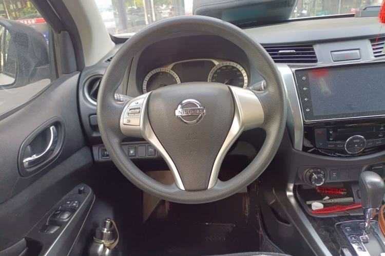 Used Nissan Terra 2020 2.5L XL Upper 4WD Automatic Four-Wheel Drive Luxury Edition Steering Wheel