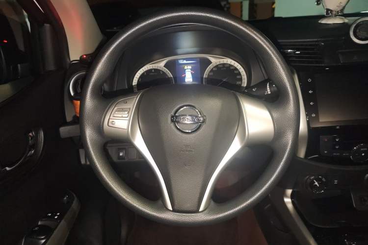 Used Nissan Terra 2020 2.5L XL Upper 4WD Automatic Four-Wheel Drive Luxury Edition Steering Wheel