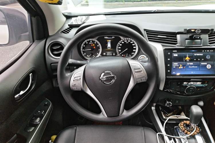 Used Nissan Terra 2020 2.5L XL Upper 4WD Automatic Four-Wheel Drive Luxury Edition Steering Wheel