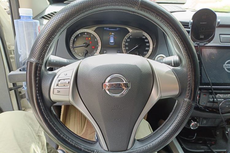 Used Nissan Terra 2020 2.5L XL Upper 4WD Automatic Four-Wheel Drive Luxury Edition Steering Wheel