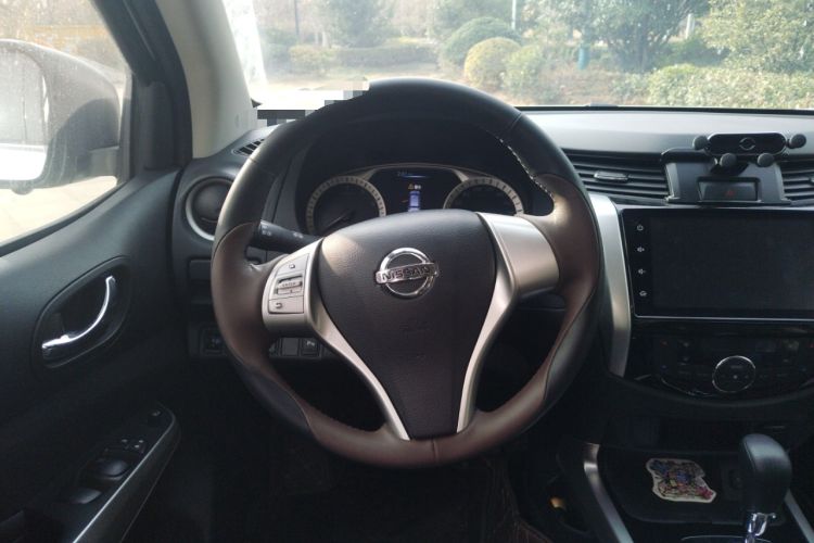 Used Nissan Terra 2020 2.5L XL Upper Automatic Two-Wheel Drive Luxury Edition Steering Wheel