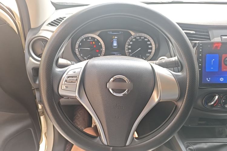 Used Nissan Terra 2020 2.5L XE Manual Two-Wheel-Drive Elite Edition Steering Wheel