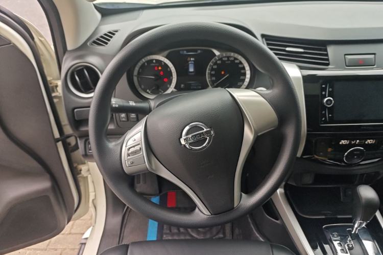 Used Nissan Terra 2020 2.5L XL Upper Automatic Two-Wheel Drive Luxury Edition Steering Wheel