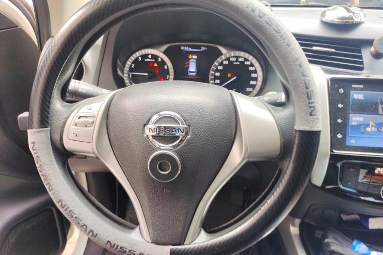 Used Nissan Terra 2020 2.5L XL Upper Automatic Two-Wheel Drive Luxury Edition Steering Wheel
