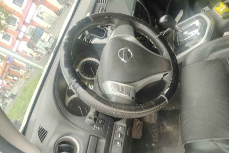 Used Nissan Terra 2020 2.5L XL Upper 4WD Automatic Four-Wheel Drive Luxury Edition Steering Wheel