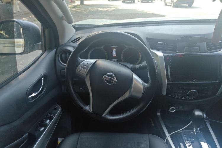 Used Nissan Terra 2020 2.5L XV 4WD Automatic Four-Wheel Drive Flagship Edition Steering Wheel