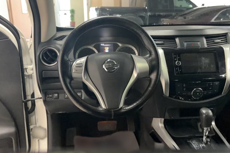 Used Nissan Terra 2020 2.5L XL Upper Automatic Two-Wheel Drive Luxury Edition Steering Wheel