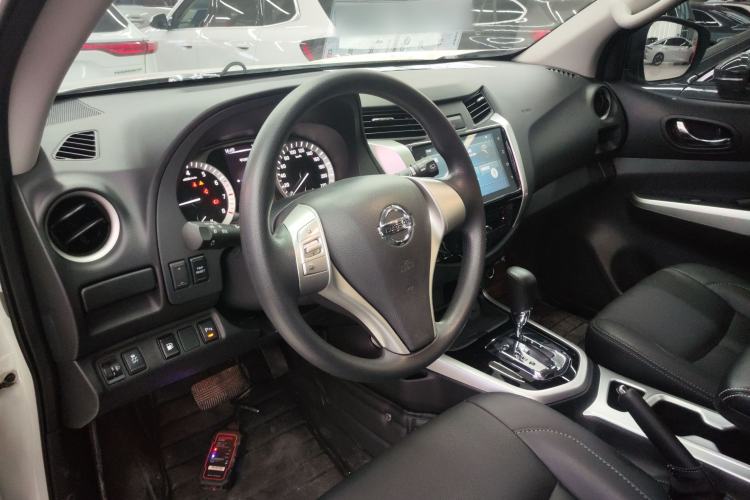 Used Nissan Terra 2020 2.5L XL Upper Automatic Two-Wheel Drive Luxury Edition Steering Wheel