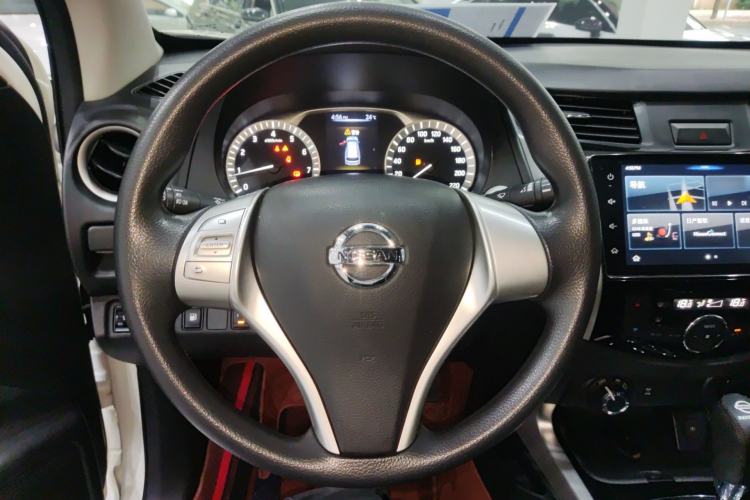 Used Nissan Terra 2020 2.5L XL Upper 4WD Automatic Four-Wheel Drive Luxury Edition Steering Wheel