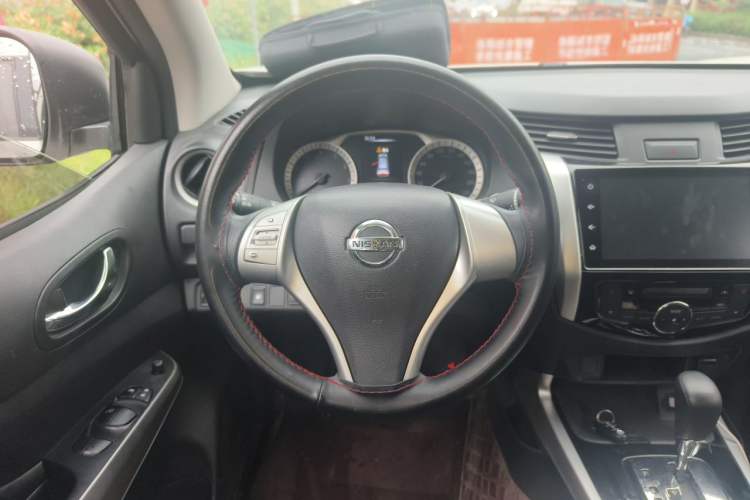 Used Nissan Terra 2020 2.5L XL Upper Automatic Two-Wheel Drive Luxury Edition Steering Wheel