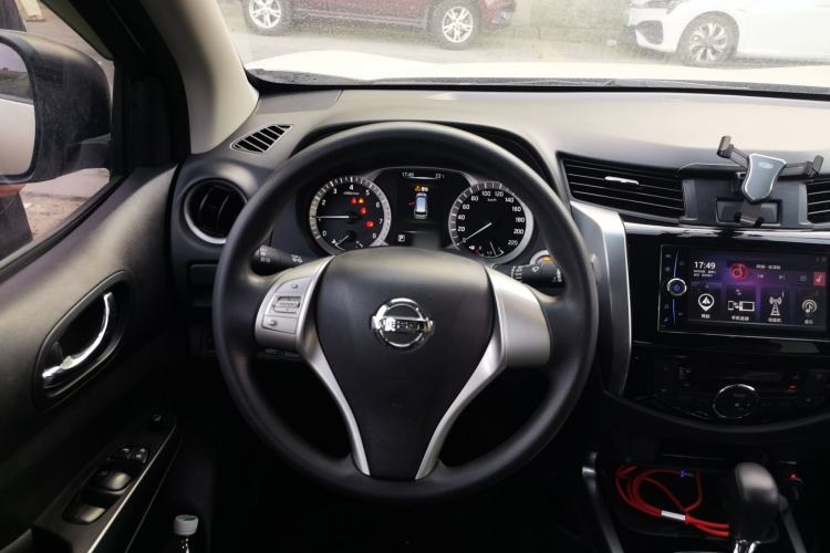 Used Nissan Terra 2020 2.5L XL Upper Automatic Two-Wheel Drive Luxury Edition Steering Wheel