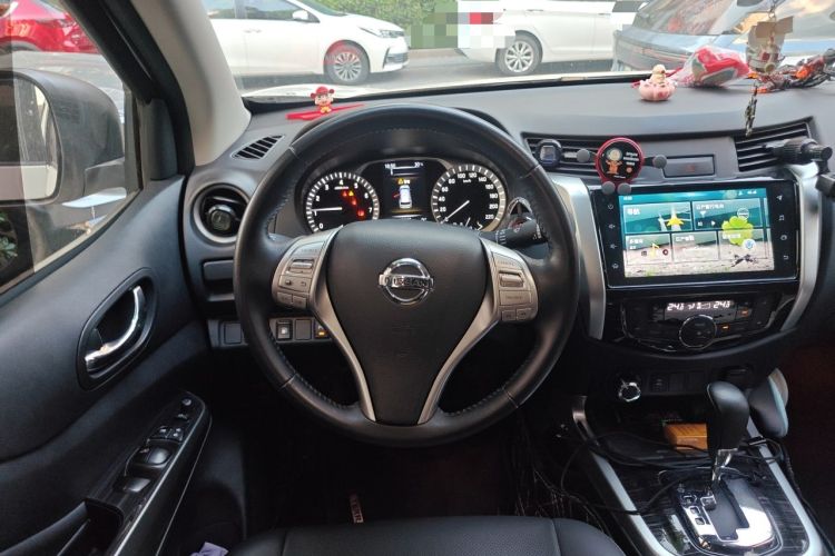 Used Nissan Terra 2020 2.5L XV 4WD Automatic Four-Wheel Drive Flagship Edition Steering Wheel