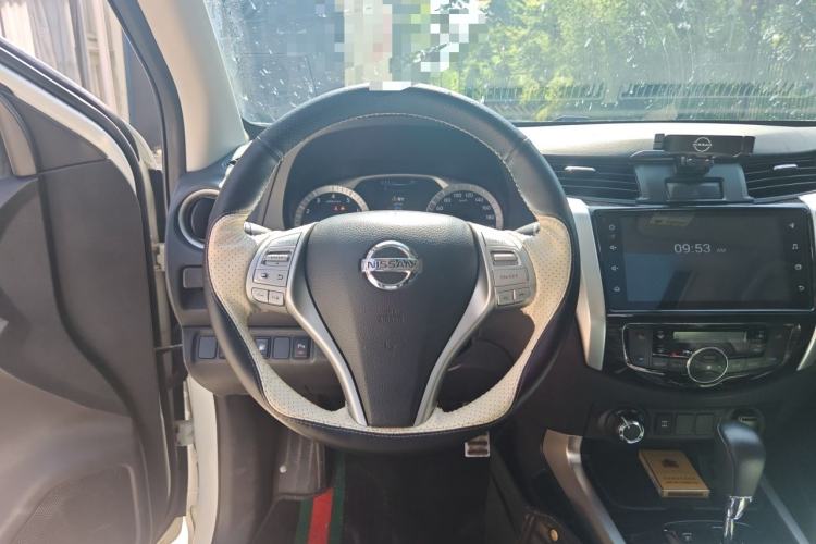 Used Nissan Terra 2020 2.5L XV 4WD Automatic Four-Wheel Drive Flagship Edition Steering Wheel