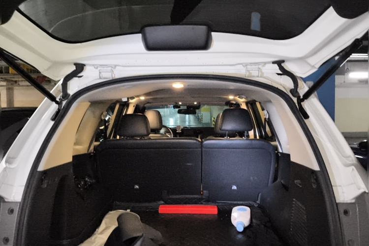 Used Nissan Terra 2020 2.5L XV Automatic 2WD Smart Edition Trunk
