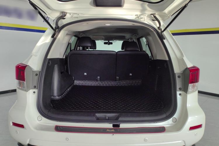 Used Nissan Terra 2020 2.5L XL Upper Automatic Two-Wheel Drive Luxury Edition Trunk