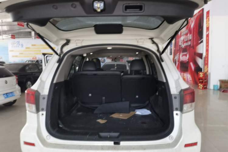 Used Nissan Terra 2020 2.5L XL Upper 4WD Automatic Four-Wheel Drive Luxury Edition Trunk
