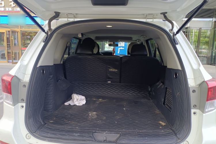 Used Nissan Terra 2020 2.5L XL Upper 4WD Automatic Four-Wheel Drive Luxury Edition Trunk