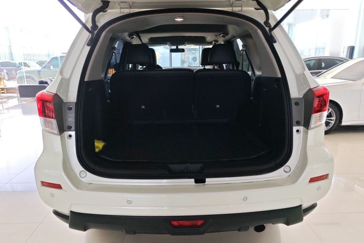 Used Nissan Terra 2020 2.5L XL Upper 4WD Automatic Four-Wheel Drive Luxury Edition Trunk