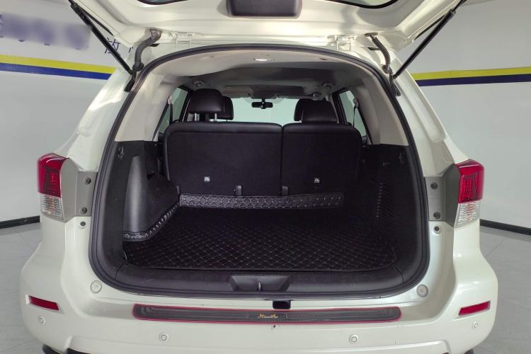 Used Nissan Terra 2020 2.5L XL Upper Automatic Two-Wheel Drive Luxury Edition Trunk