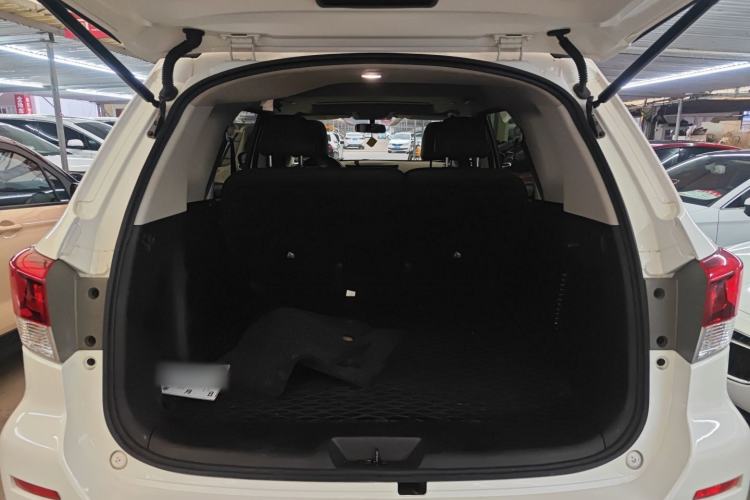 Used Nissan Terra 2020 2.5L XV Automatic 2WD Smart Edition Trunk