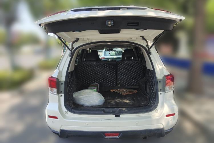 Used Nissan Terra 2020 2.5L XL Upper 4WD Automatic Four-Wheel Drive Luxury Edition Trunk