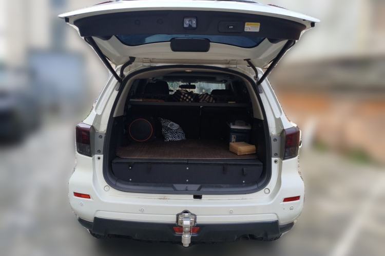 Used Nissan Terra 2020 2.5L XL Upper Automatic Two-Wheel Drive Luxury Edition Trunk