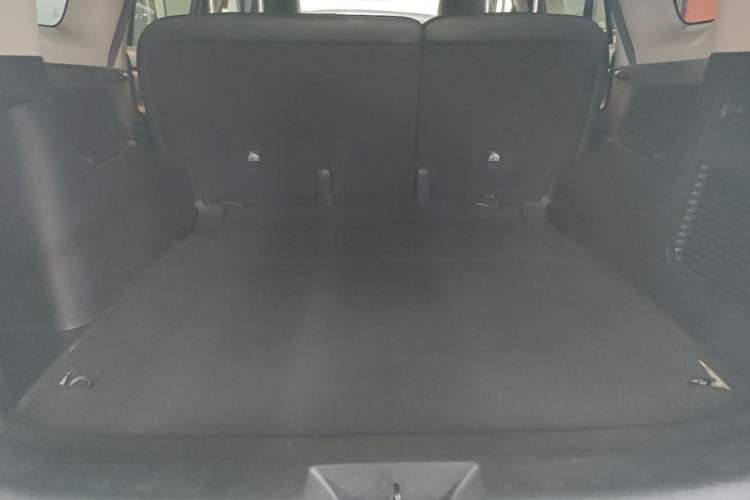 Used Nissan Terra 2020 2.5L XL Upper 4WD Automatic Four-Wheel Drive Luxury Edition Trunk
