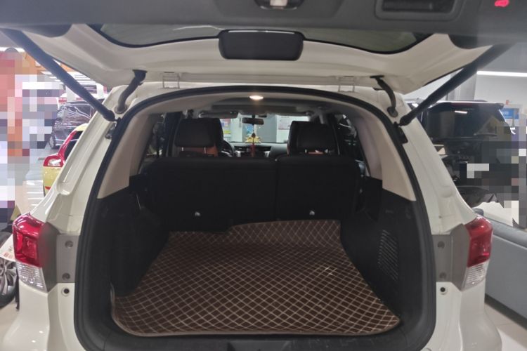 Used Nissan Terra 2020 2.5L XL Upper 4WD Automatic Four-Wheel Drive Luxury Edition Trunk