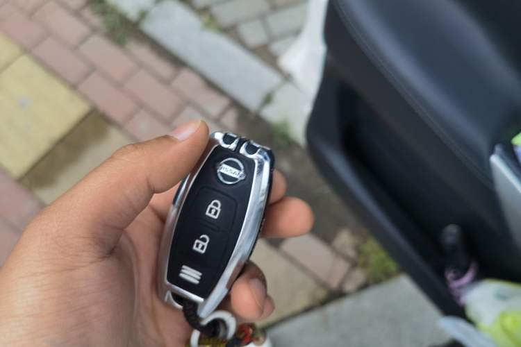 Used Nissan Terra 2020 2.5L XL Upper Automatic Two-Wheel Drive Luxury Edition Vehicle Key