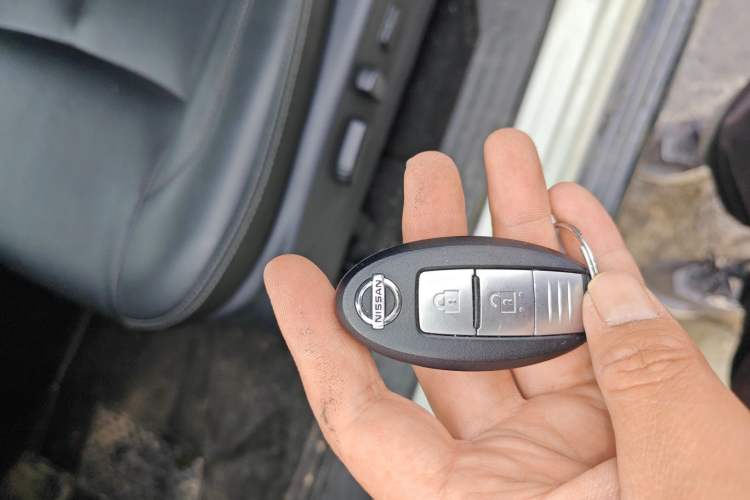 Used Nissan Terra 2020 2.5L XV 4WD Automatic Four-Wheel Drive Flagship Edition Vehicle Key