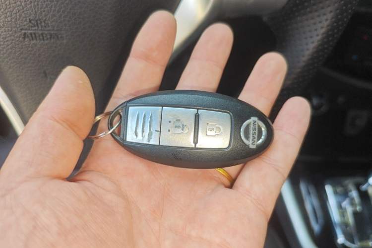 Used Nissan Terra 2020 2.5L XL Upper 4WD Automatic Four-Wheel Drive Luxury Edition Vehicle Key