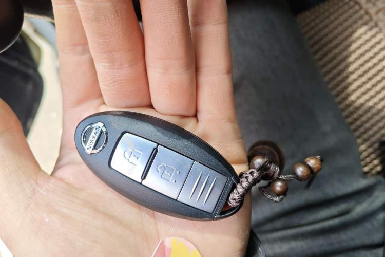 Used Nissan Terra 2020 2.5L XL Upper 4WD Automatic Four-Wheel Drive Luxury Edition Vehicle Key